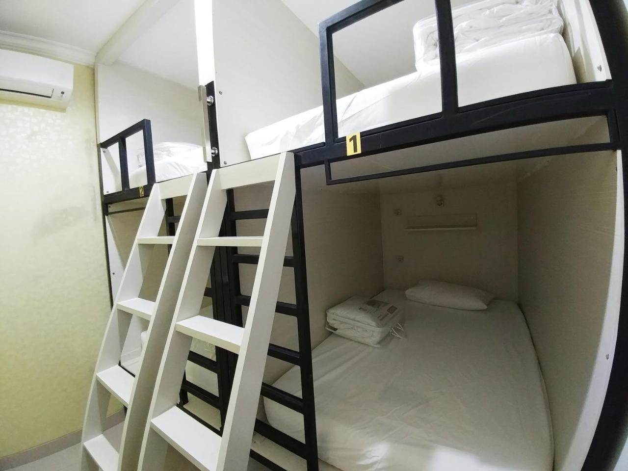 Homiestay 雅加达 外观 照片